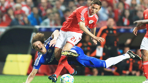 Duyên nợ David Luiz - Nemanja Matic