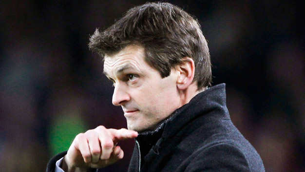 Vilanova lần 2 sang Mỹ chữa ung thư: Barca nên thay Tito!