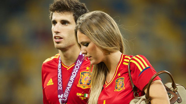 Bạn gái Javi Martinez nói về 