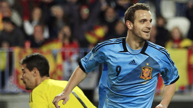 ĐT TBN 1 ngày trước trận gặp Uruguay: Bộ khung Barca + Soldado