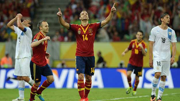 TBN 2-1 Uruguay: ĐKVĐ thế giới khởi đầu thuận lợi