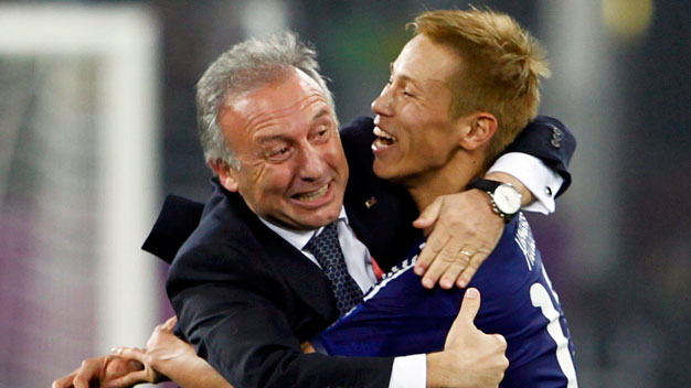 Italia vs Nhật Bản: Dấu gạch nối  Zaccheroni