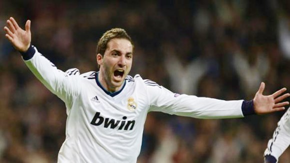 Arsenal trả giá Higuain lần cuối