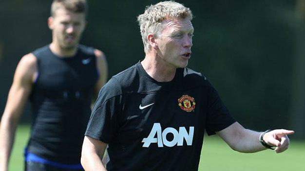 Chùm ảnh: Ngày đầu của David Moyes trên sân tập tại M.U