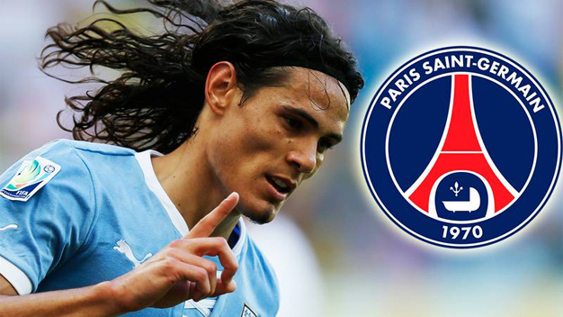 Cavani trên đường tới PSG kiểm tra y tế, 