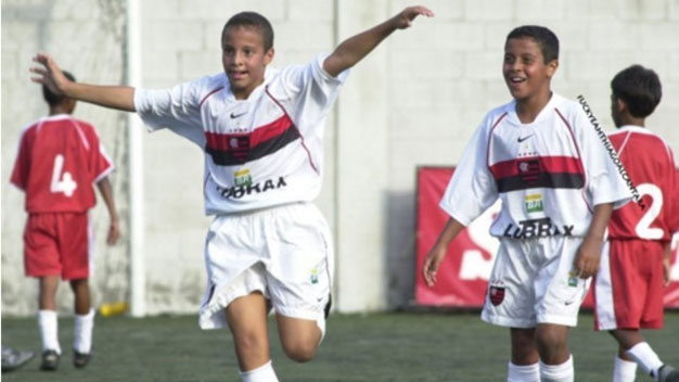 Flamengo gõ cửa Barca đòi phí đào tạo Thiago