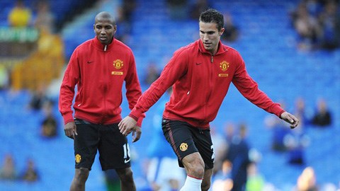 M.U: Ashley Young lỡ trận đấu tới, Van Persie chưa hẹn ngày trở lại