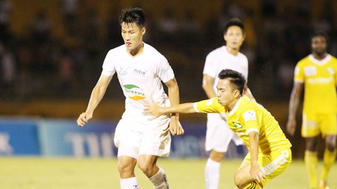 Bình luận V-League: Sông Mã chảy vào sông Lam