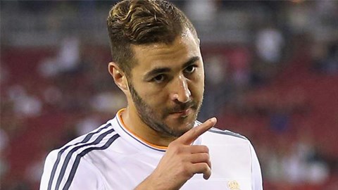 Benzema chơi Benzema chơi