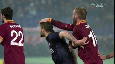 Đấm Icardi, De Rossi bị treo giò 3 trận