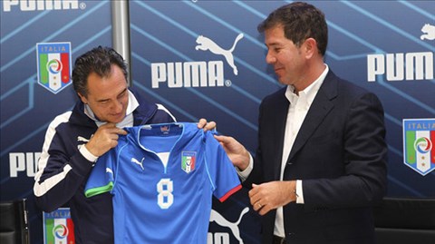 HLV Prandelli có thể dẫn dắt ĐT Italia tới 2016