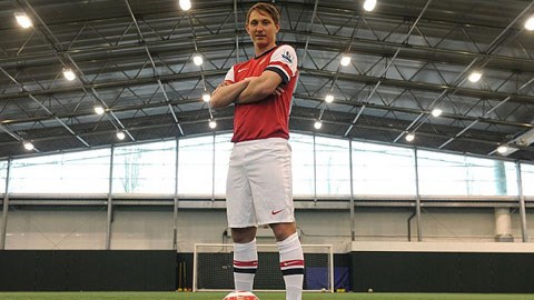 Kallstrom sẽ chơi trận ra mắt với Arsenal cuối tuần này?