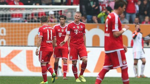 Augsburg 1-0 Bayern: 