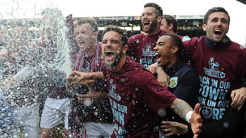 Burnley thăng hạng Premier League 2014/15