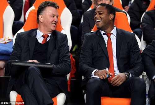 Van Gaal và kế hoạch “Hà Lan hóa” MU - 1