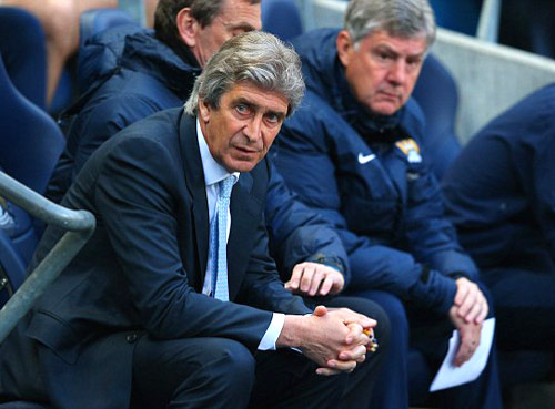 Pellegrini giống hệt… David Moyes - 2