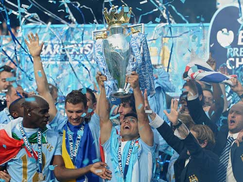 Premier League 2013/14: So bó đũa chọn cột cờ - 3