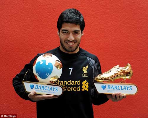 Suarez hoàn tất cú poker giải thưởng - 1