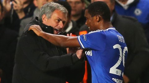 Eto'o bất ngờ ám chỉ Mourinho là 