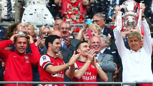 Arsenal sẽ bơm tiền mua danh hiệu? - 1
