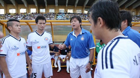 Kinh nghiệm quản quân mùa World Cup: Kỷ luật thép & chiêu độc