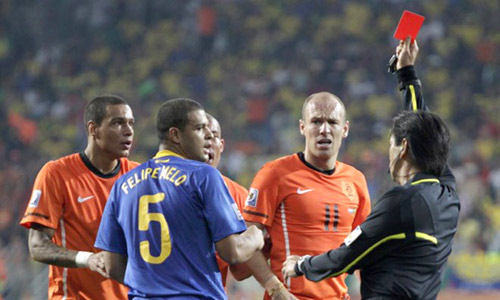 Ngôi sao mới của World Cup: Refereenho - 2