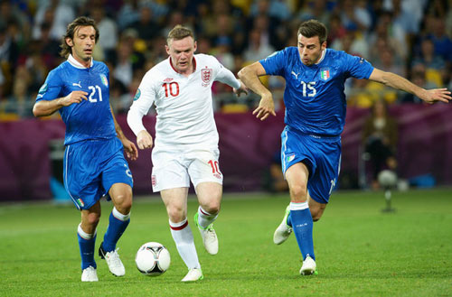 Rooney: Hoặc là số 10, hoặc là… số 0 - 1