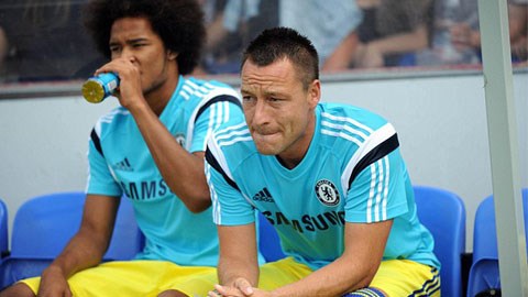 John Terry: Khi đội trưởng là một trung vệ