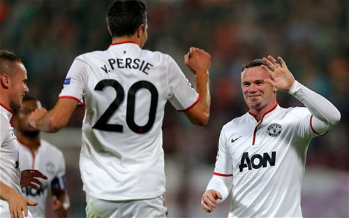 Đội trưởng MU: Sau ICC Cup, Persie hãy nhường Rooney - 1