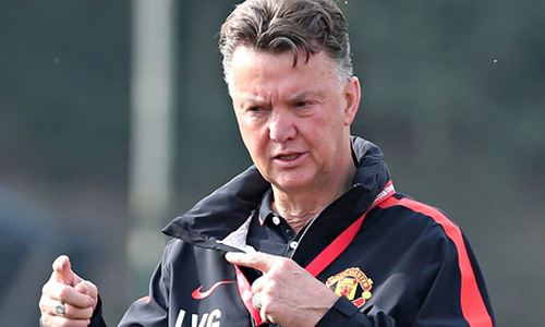 Van Gaal: Ai mà chả muốn tới MU - 1