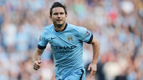 Lampard: Xứng danh “Người không phổi”