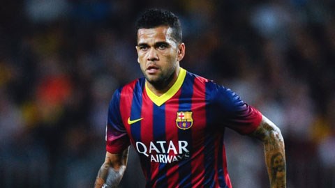 Mùa sau, Dani Alves sẽ cập bến Premier League