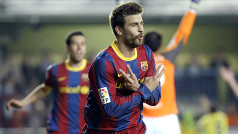 Pique giúp hàng thủ Barca chắc chắn hơn