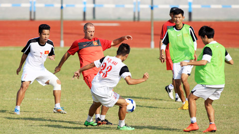 U19 Việt Nam: Vây bắt trên toàn mặt sân! U19 Việt Nam: Vây bắt trên toàn mặt sân!