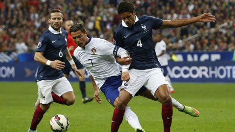 Raphael Varane: Thủ lĩnh tương lai của hàng thủ áo lam Raphael Varane: Thủ lĩnh tương lai của hàng thủ áo lam