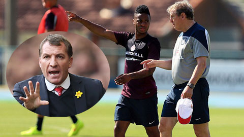 Hodgson và Rodgers khẩu chiến vì Sterling