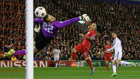 Liverpool 0-3 Real Madrid: Vững tâm bước vào 