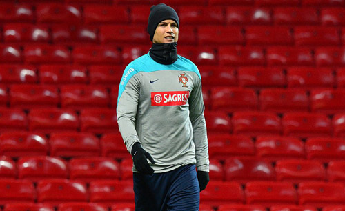 Tin HOT trưa 18/11: Casillas ngưỡng mộ Mueller - 3