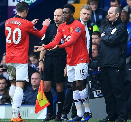 Từ Van Persie đến Welbeck: Cố nhân hóa kẻ thù - 1