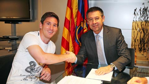 Góc nhìn: Đằng sau sự im lặng của Messi và tiếng huýt sáo phản đối Bartomeu