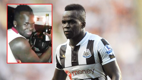 Tiote lái xe mà… không nhìn đường Tiote lái xe mà… không nhìn đường