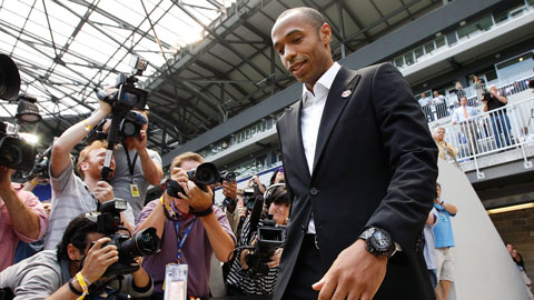 Thierry Henry tuyên bố giải nghệ: Chào nhé, “Con trai thần gió”! Thierry Henry tuyên bố giải nghệ: Chào nhé, “Con trai thần gió”!