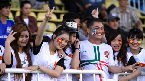 Khi tình yêu V.League trở lại Khi tình yêu V.League trở lại