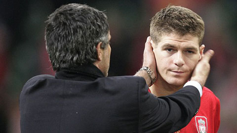 Mourinho tính đưa Gerrard về Chelsea