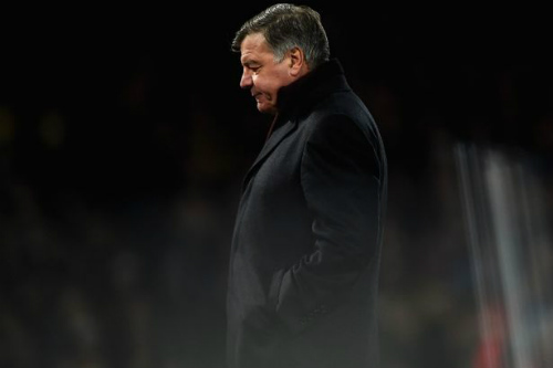 Hòa may mắn West Ham, Van Gaal thừa nhận MU đá tệ - 2