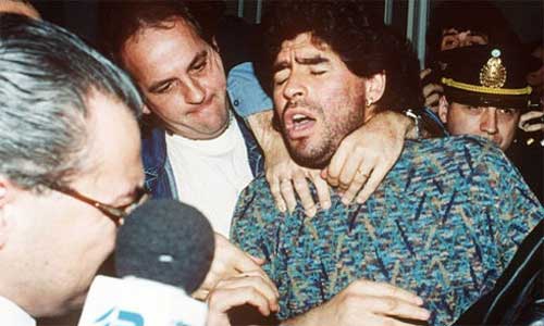 Maradona:  Từ cúp vàng, ma túy đến cái chết cận kề - 1