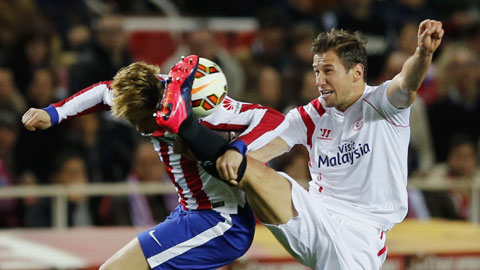 Sevilla 0-0 Atletico Madrid: Trận hòa tai hại