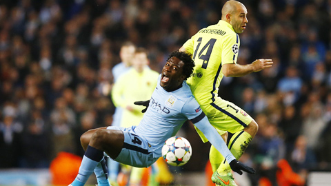 Bony hòa nhập chậm ở Man City: Lời nguyền hàng công?