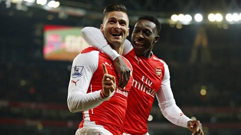 Hàng công Arsenal: Chọn Giroud hay Welbeck?