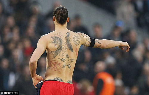 Ibrahimovic: “Chí phèo” đích thực của bóng đá - 3